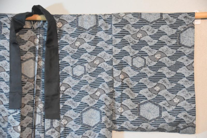 Grey Blue Wind Swirl Man's Kimono - Image 3