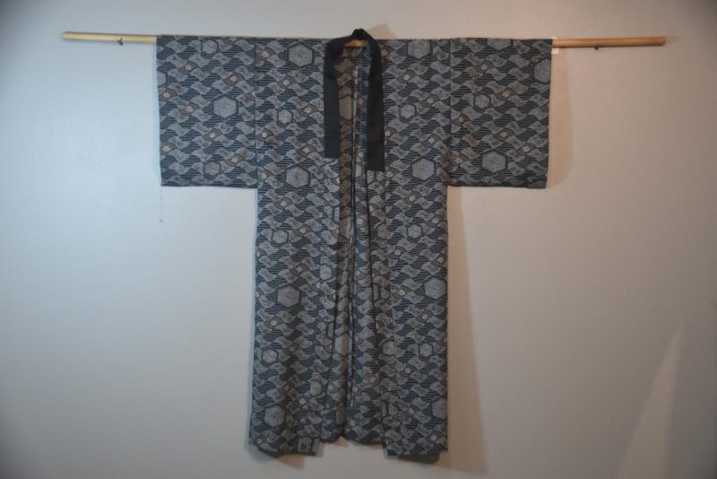 Grey Blue Wind Swirl Man's Kimono
