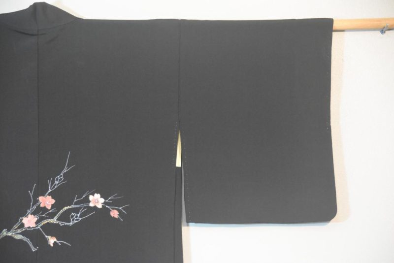 Cherry Blossom Vintage Japanese Silk Haori - Image 3