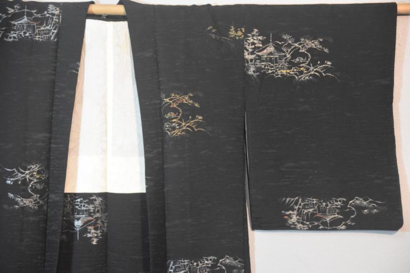 Temples Vintage Japanese Silk Haori - Image 4