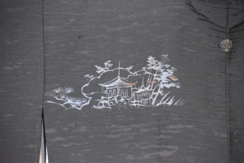 Temples Vintage Japanese Silk Haori - Image 3