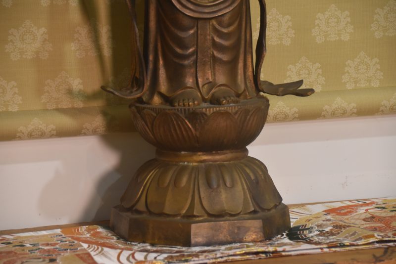 Japanese Bronze Kwan Yin (Kannon) Statue Height:950mm - Image 4
