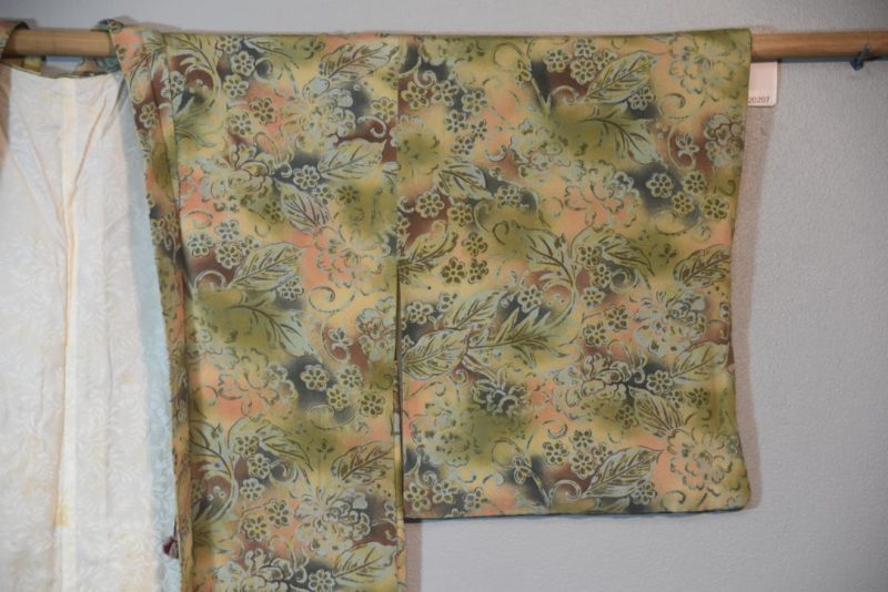 Super Soft Vintage Silk Haori Jacket - Image 4