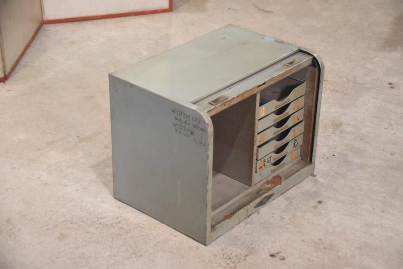 Metal Roll Top Merchant Cabinet Width:540mm - Image 5