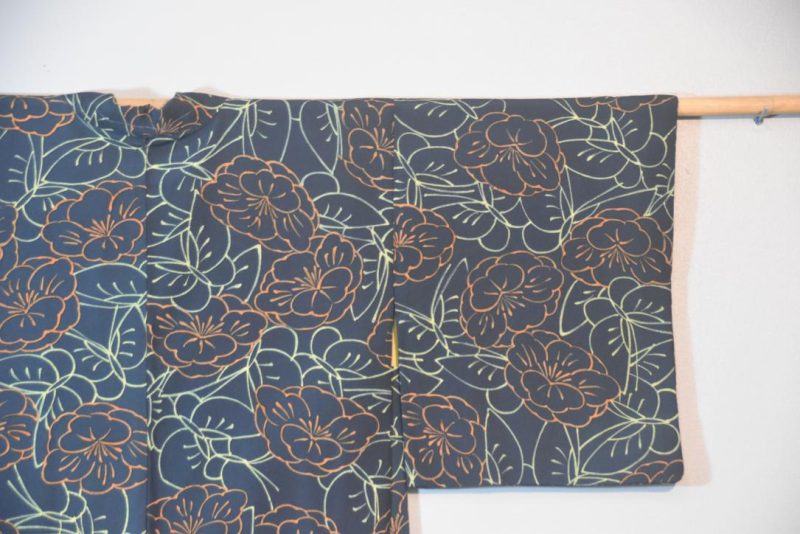 Flowers on Green Vintage Silk Haori Jacket - Image 3