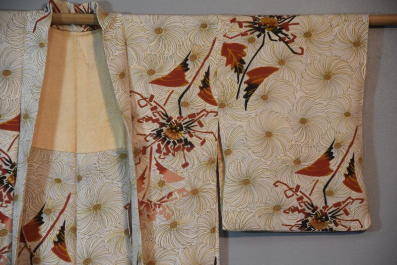 Chrysanthemum Vintage Silk Haori Jacket - Image 4