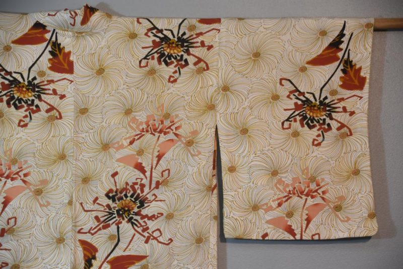 Chrysanthemum Vintage Silk Haori Jacket - Image 2