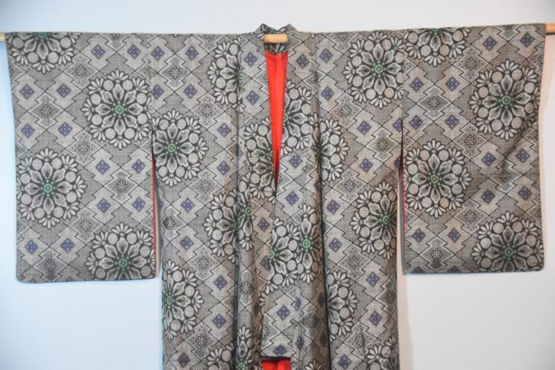Oshima Soft Japanese Silk Kimono - Image 4