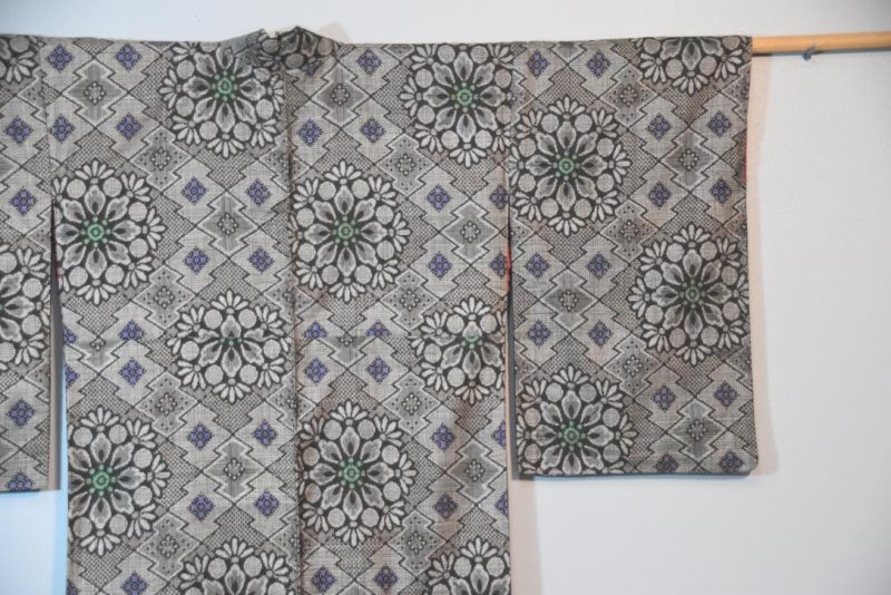 Oshima Soft Japanese Silk Kimono - Image 3