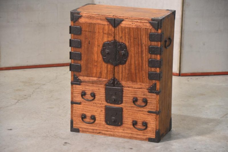 Antique Kodansu Small Chest Width:460mm