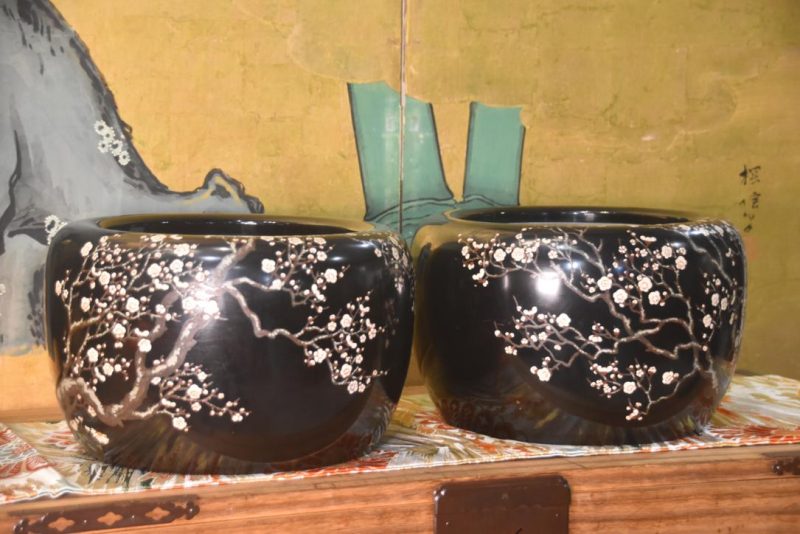 Pair of Lacquered Cherry Blossom Hibachi Width:690mm (side by side) - Image 9