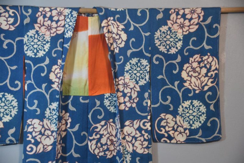 Blue Floral Vintage Silk Haori Jacket - Image 5
