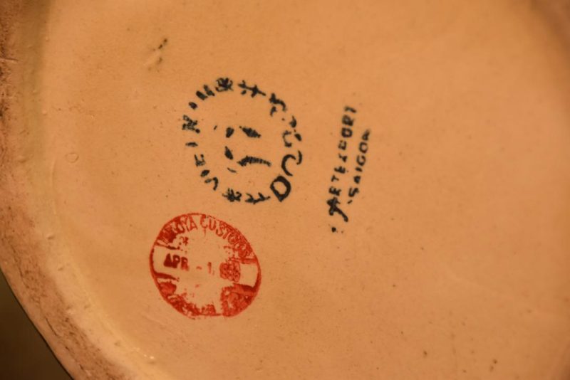 Large Vietnamese Vase Height:600mm - Image 7