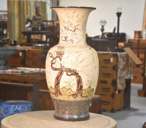 Large Vietnamese Vase Height:600mm