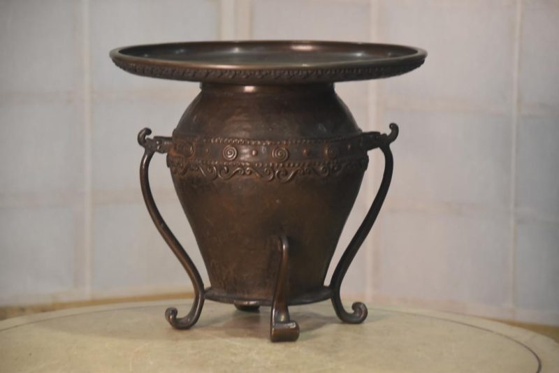 Bronze Usubata Vase Width:300mm