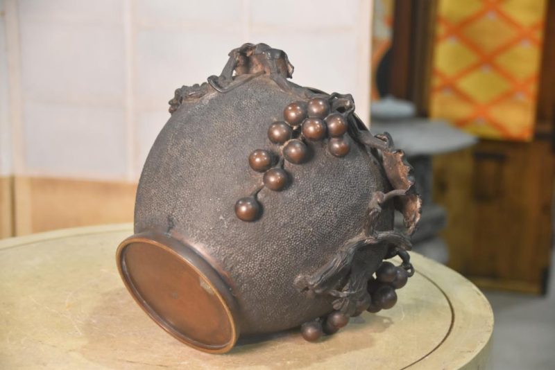 Japanese Bronze Grape Vase Width:270mm - Image 6