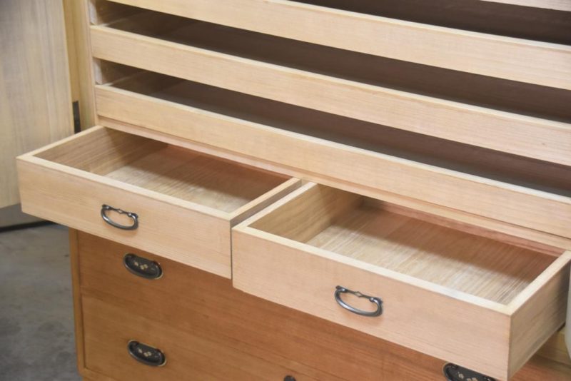 Japanese Vintage Wedding Chest (2 Sections) Width:1060mm - Image 12