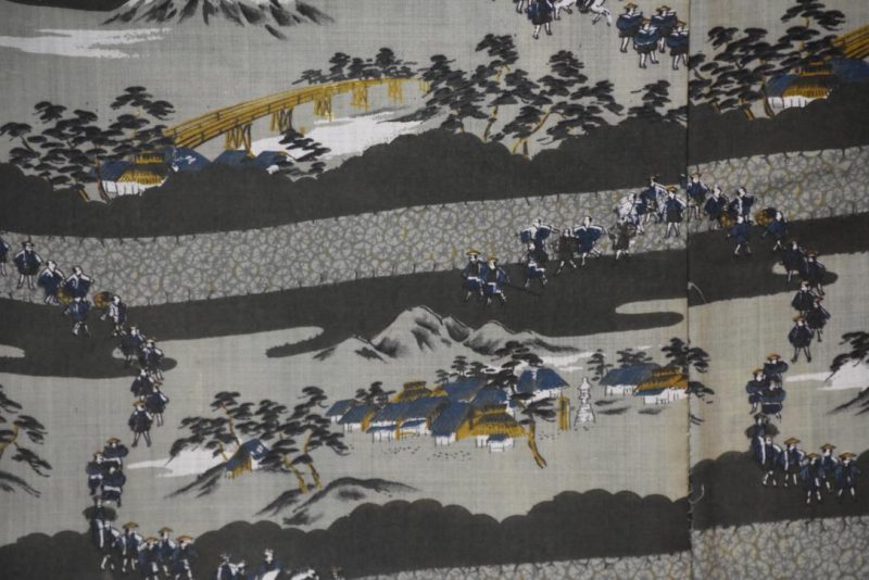 Light Wool Man's Kimono with Fuji Design - Image 2