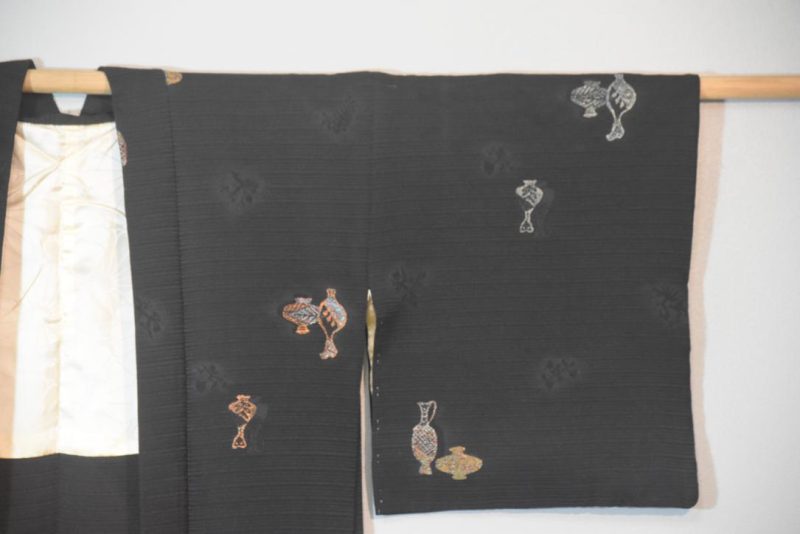 Metallic Vases Vintage Silk Haori Jacket - Image 8