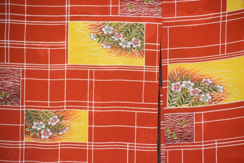 Red Vintage Silk Haori Jacket - Image 6
