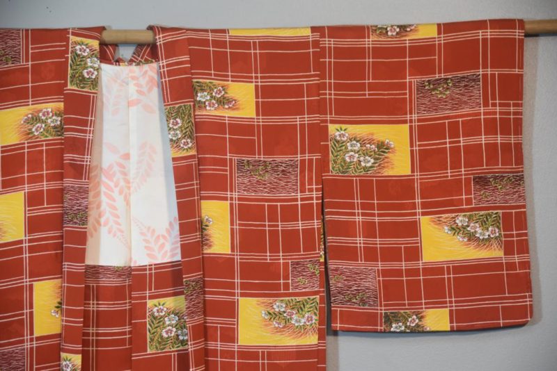 Red Vintage Silk Haori Jacket - Image 4