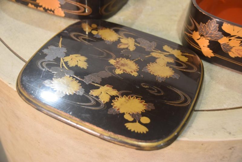 Gold Maki-e Lacquer on Wood Jubako - Image 5