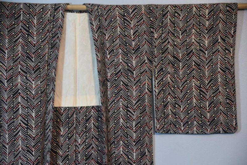 Geometrics Vintage Silk Haori Jacket - Image 4