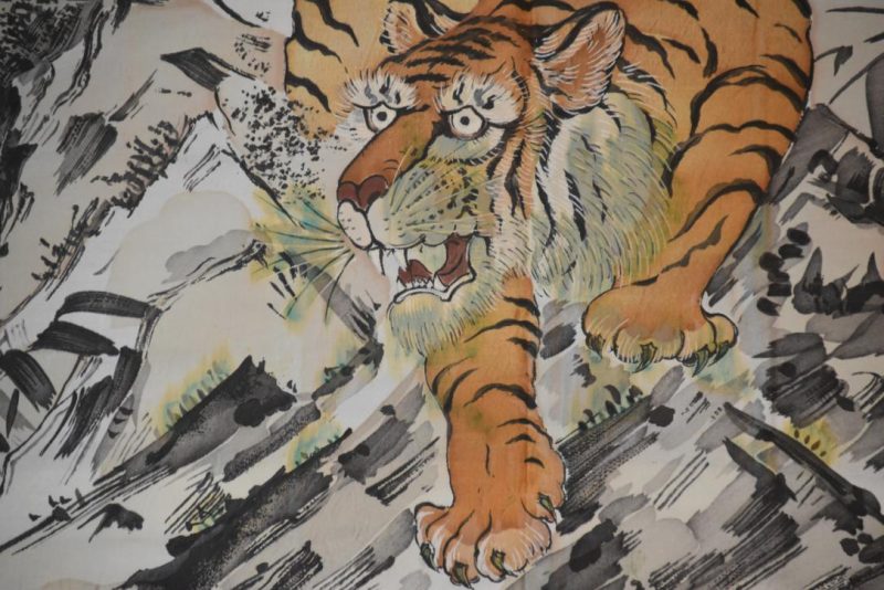 Tiger Vintage Japanese Silk Mans Haori (Kimono Jacket) - Image 13