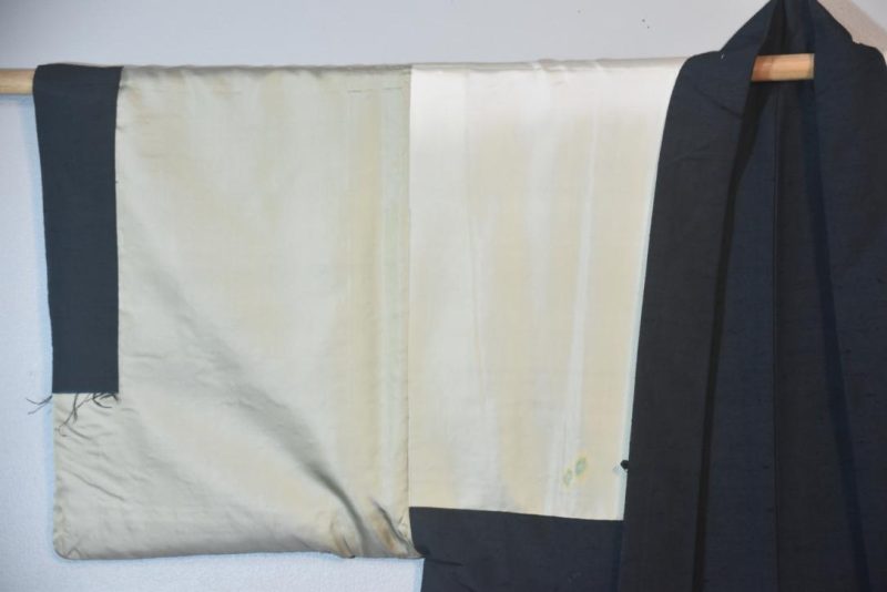 Tiger Vintage Japanese Silk Mans Haori (Kimono Jacket) - Image 9