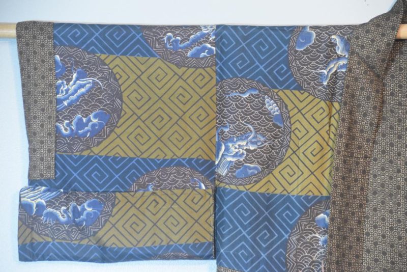 Dragon Vintage Japanese Silk Mans Haori (Kimono Jacket) - Image 10