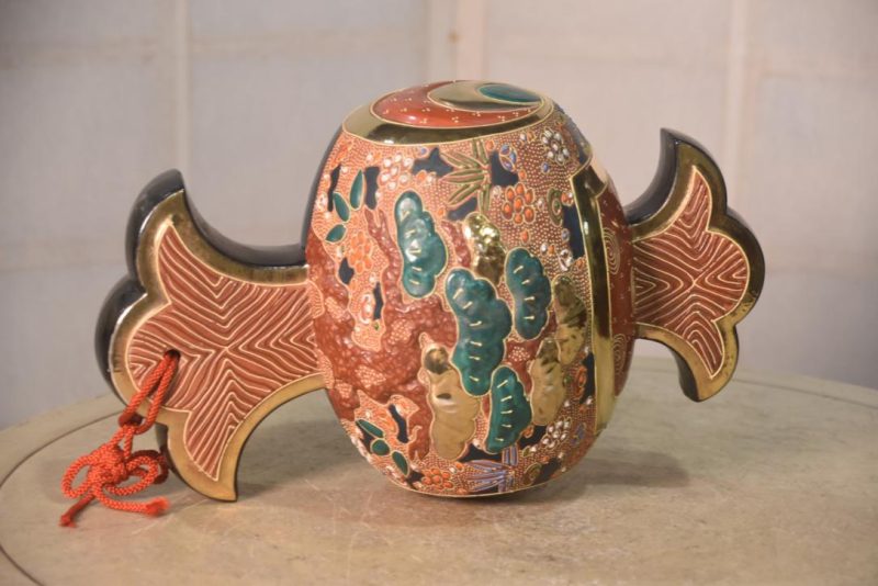 Kutani Pottery Wish Granting Mallet Width:330mm - Image 4