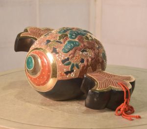 Kutani Pottery Wish Granting Mallet Width:330mm