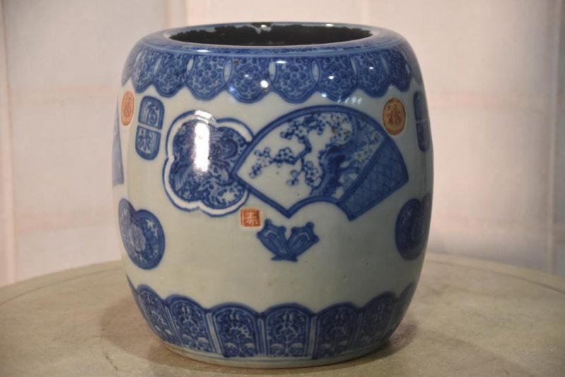 Blue and White Ceramic Hibachi Width:250mm - Image 8