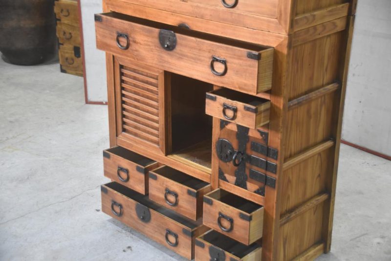 Meiji Period Kyoto Region 2 Section Merchant Chest Width:885mm - Image 9