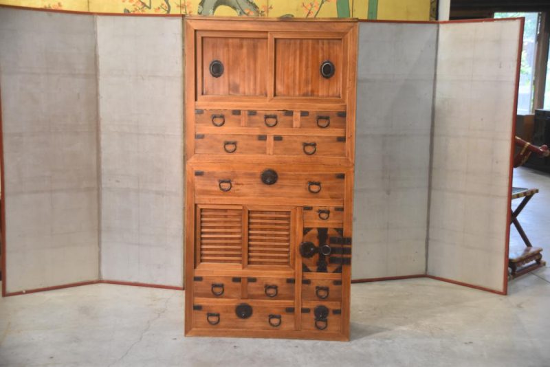 Meiji Period Kyoto Region 2 Section Merchant Chest Width:885mm - Image 4