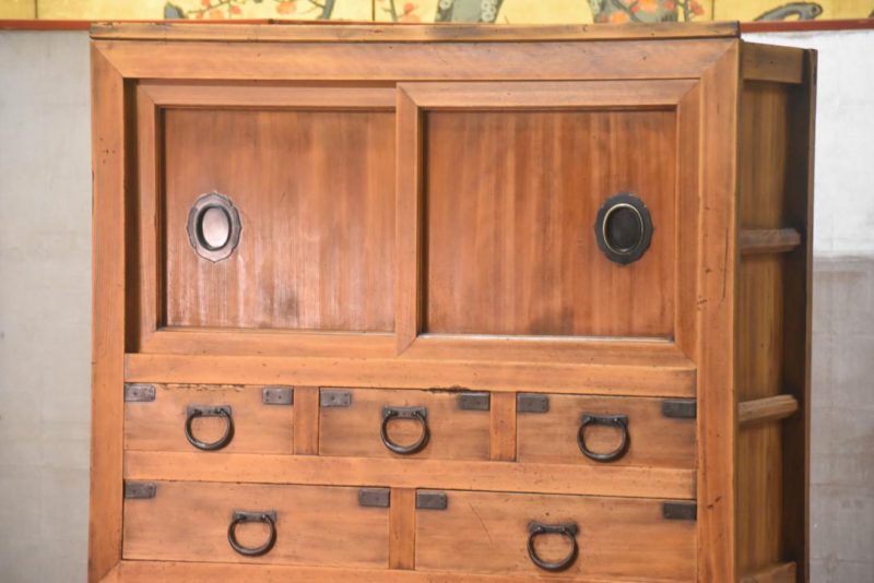 Meiji Period Kyoto Region 2 Section Merchant Chest Width:885mm - Image 2