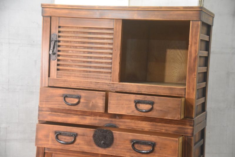 Japanese Merchant Chest in 2 Sections Width:880mm - Image 9