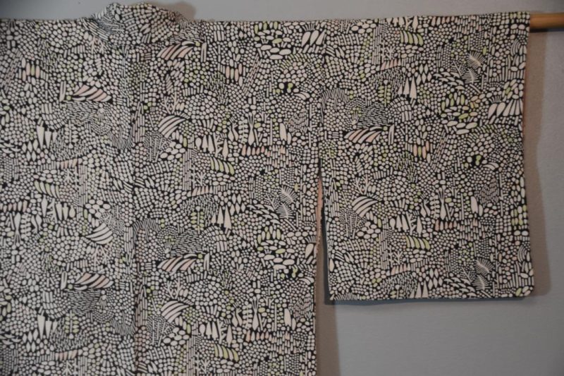 Black and White Vintage Silk Japanese Kimono - Image 3