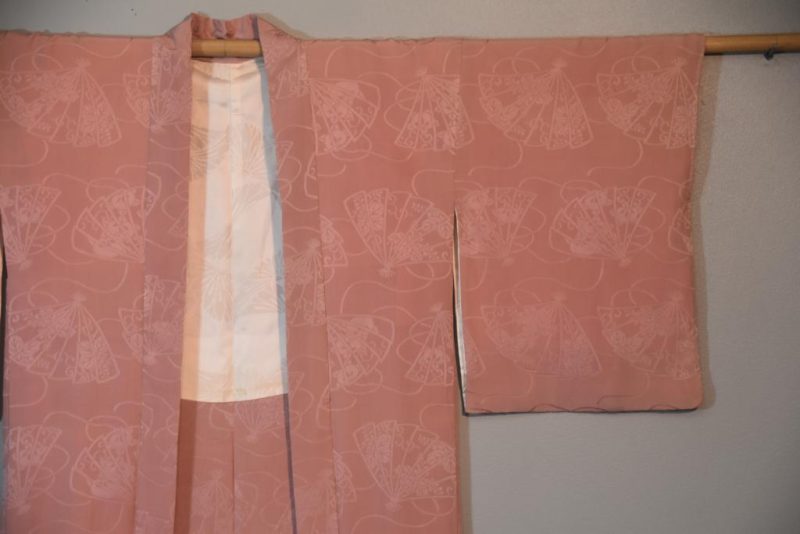 Dusty Pink Vintage Silk Haori Jacket - Image 4