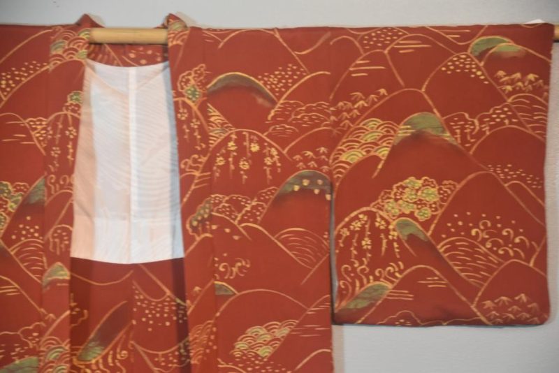 Rusty Brown Vintage Silk Haori Jacket - Image 3