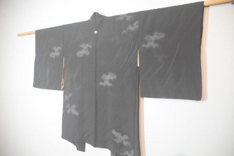 Black Swirls Silk Vintage Silk Haori Jacket - Image 3