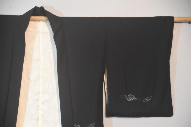 Black with Metallic Leaf Vintage Silk Haori - Image 5