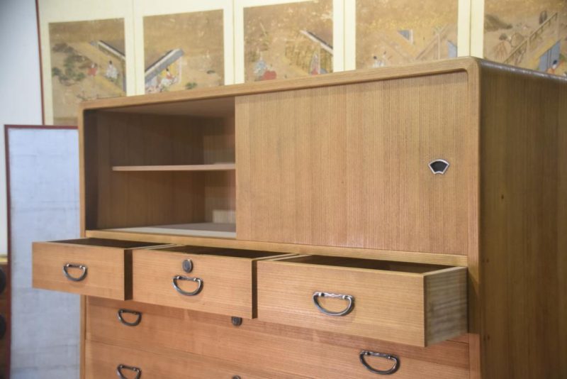 Japanese Vintage Wedding Chest (2 Sections) Width:1210mm - Image 8