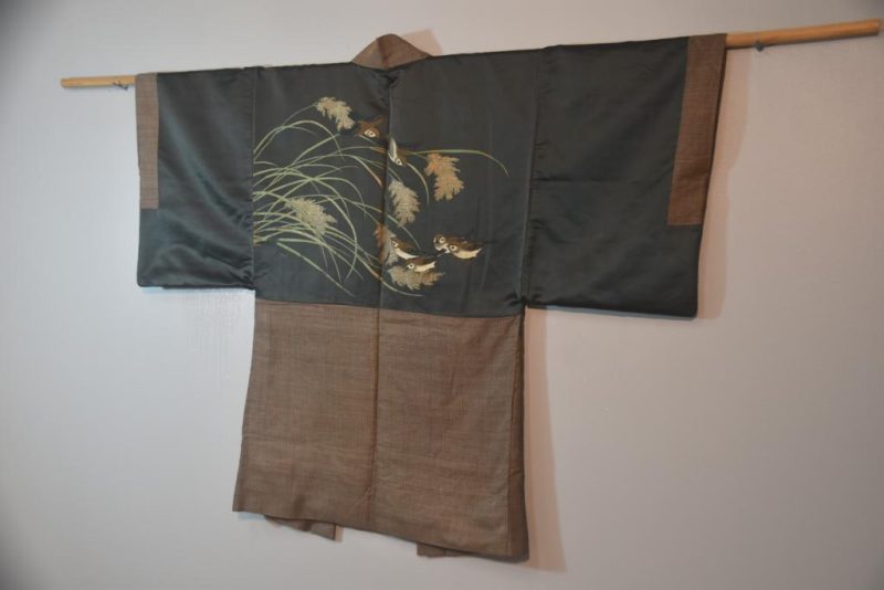 Birds in Flight Vintage Japanese Silk Mans Haori (Kimono Jacket) - Image 4