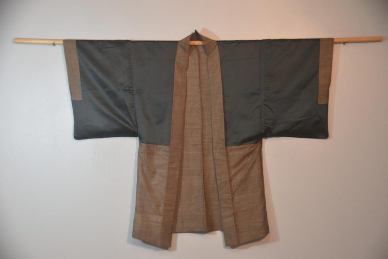 Birds in Flight Vintage Japanese Silk Mans Haori (Kimono Jacket) - Image 5