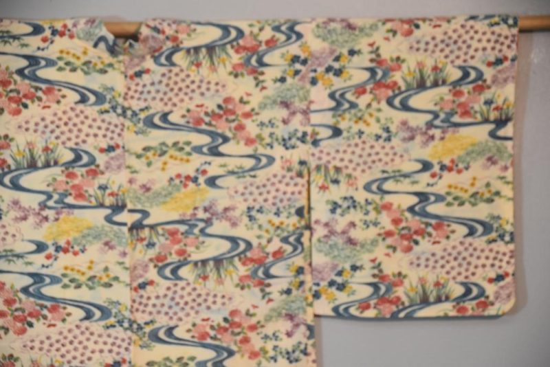 Pretty Garden Scene Haori - Image 4