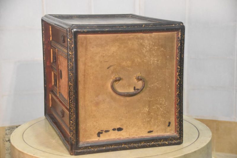 Edo Period Lacquered Small Chest Width:450mm - Image 8