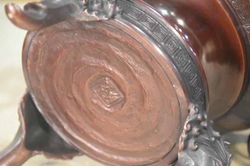 Bronze Usubata Vase Width:330mm - Image 7