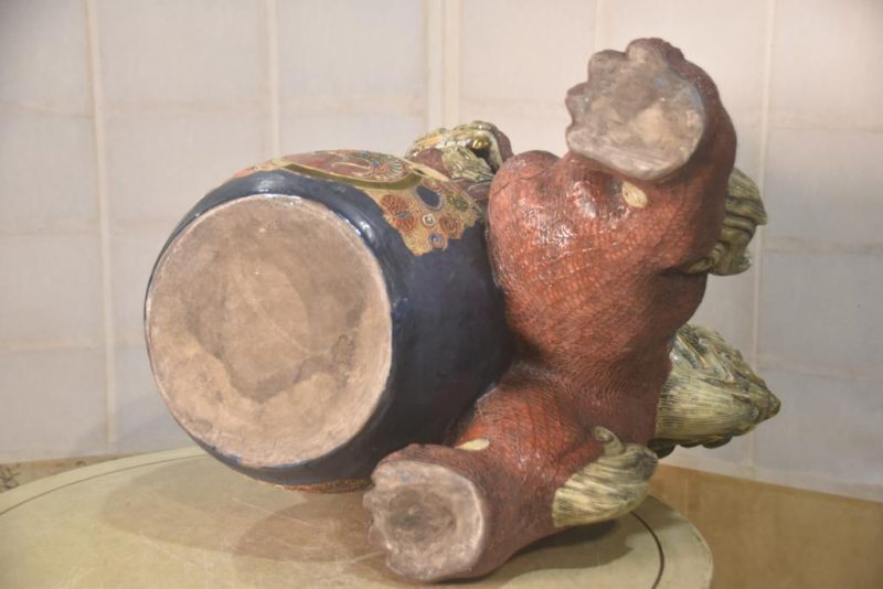 Large Kutani Pottery Shishi Buddhist Lion Dog Height:540mm - Image 6