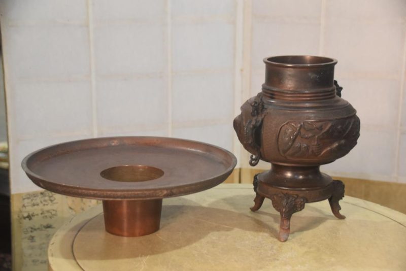 Bronze Usubata Vase Width:300mm - Image 5